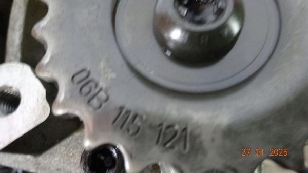 Audi A3 2.0 FSI 06r. 150KM BVY 162TYS. pompa oleju 06B103535B 06B115121 - obrazek 2