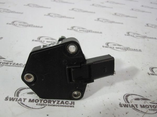 AUDI A4 2.0 TDI CJC 140KM 13r czujnik poziomu oleju 04L907660A 6PR010418-06