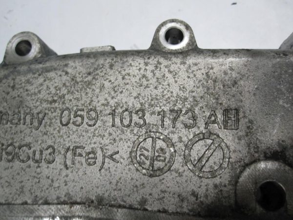 AUDI A4 A5 2.7 3.0 TDI V6 09R 190KM 059103173A OBUDOWA ROZRZĄDU WAŁU - obrazek 2