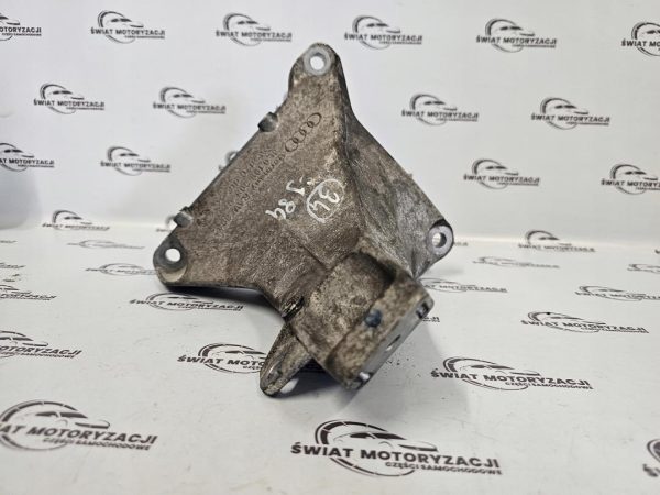 AUDI A4 B7 2.0 TFSI BWE 200KM łapa silnika 8E0199308AH - obrazek 4
