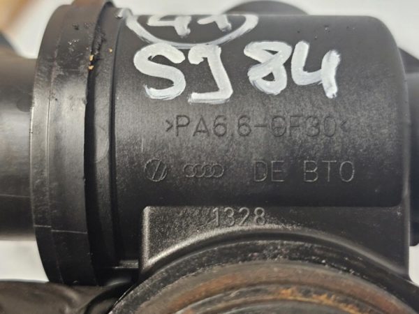 AUDI A4 B7 2.0 TFSI BWE 200KM obudowa termostatu 06D12111G - obrazek 3