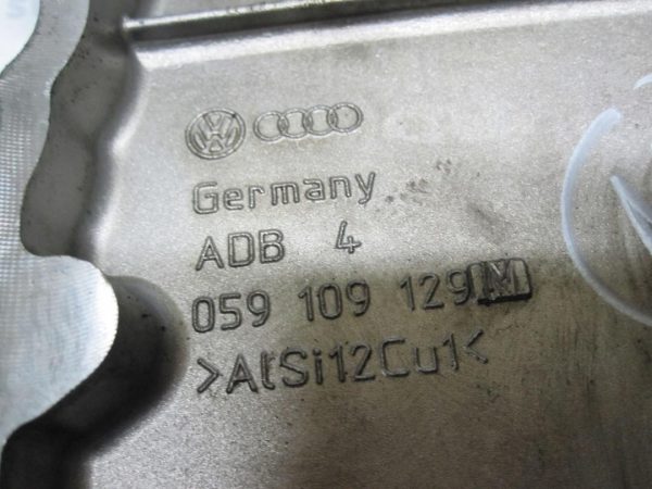AUDI A5 2.7 TDI V6 09R 190KM 159TYS. 059109129 OSŁONA ROZRZĄDU - obrazek 3