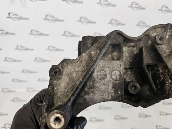 AUDI A5 3.0 TDI V6 CAP 240KM 10r Łapa wspornik pompy wspomagania - obrazek 7
