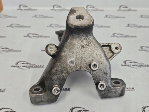 AUDI A5 3.0 TDI V6 CAP 240KM 10r Łapa wspornik silnika 8K0199308AQ - obrazek 3