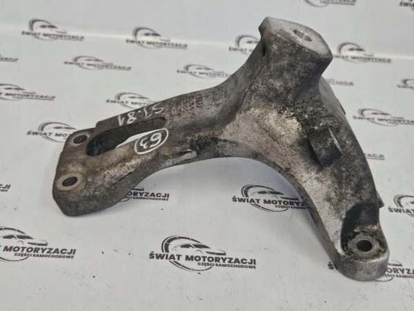 AUDI A5 3.0 TDI V6 CAP 240KM 10r Łapa wspornik silnika 8K0199308AQ - obrazek 4