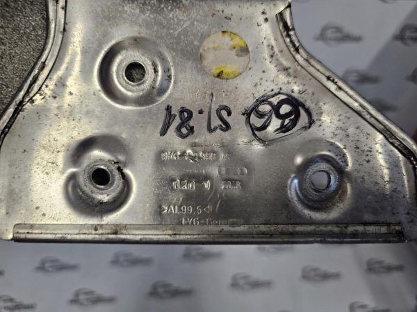 AUDI A5 3.0 TDI V6 CAP 240KM Osłona termiczna poduszki silnika 8K0199388AS - obrazek 2