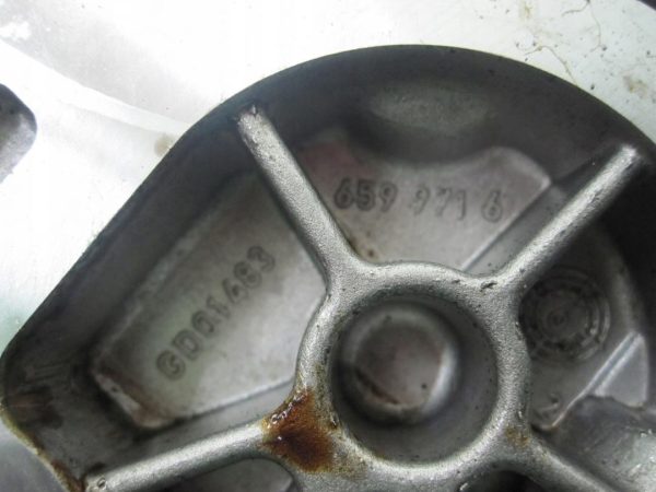 AUDI A5 3.0 TDI V6 CAP 240KM podstawa filtra 059105397H - obrazek 4