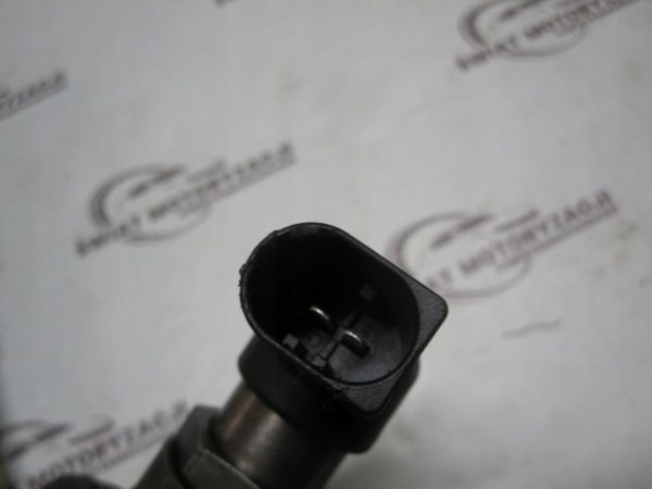 AUDI SEAT SKODA VW VI 1.6 TDI CAY 105KM wtryskiwacz WTRYSK 03L130277B - obrazek 2