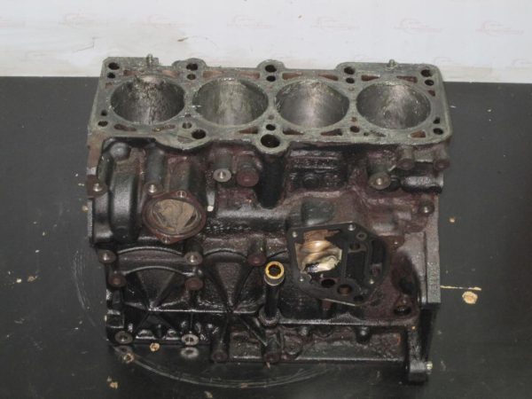 Audi TT 1.8 T 01r. 224KM BAM 06A103021C BLOK SILNIKA NOMINALNY - obrazek 7