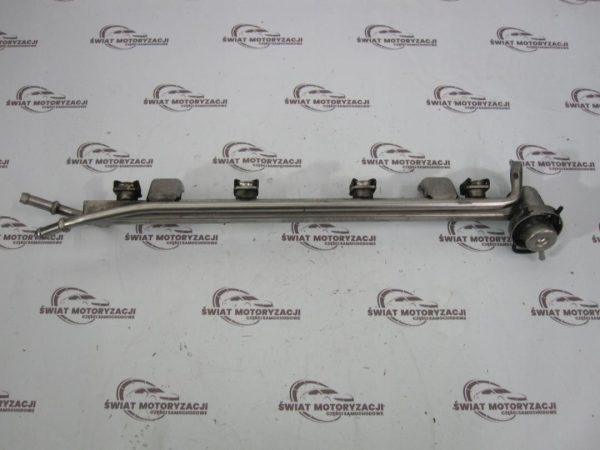 AUDI TT 1.8 T 02r listwa wtryskowa 0280160557
