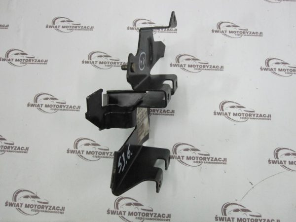AUDI TT 1.8 T 02r mocowanie zbiornika podciśnienia 06A133431H - obrazek 2