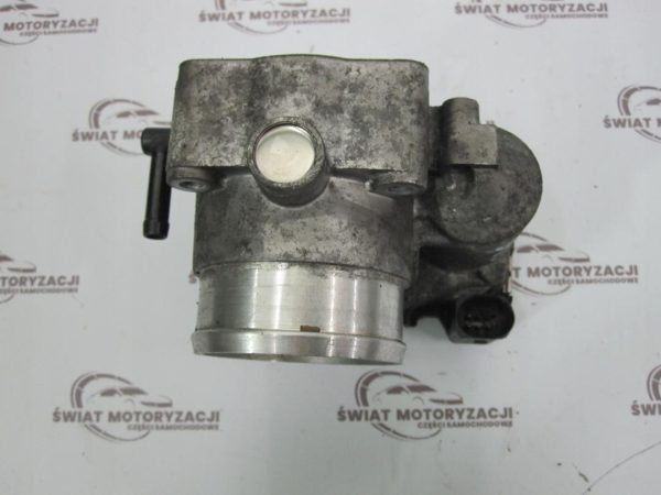 AUDI TT 1.8 T 02r przepustnica 06A133062C