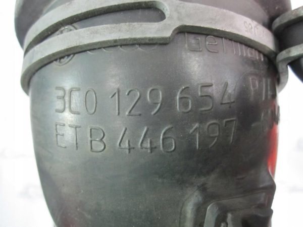 AUDI VW 1.6 TDI 140KM CAY 10r rura przewód powietrza 3C0129654 - obrazek 2