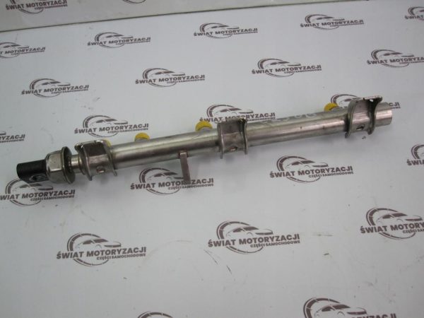 BMW 1 2.0 B 09r listwa wtryskowa czujnik 7562474 7537319-05