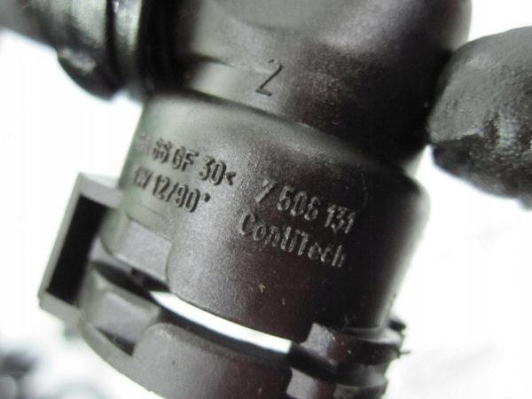 BMW 1 2.0 B 09r wąż przewód wody 7506131 - obrazek 2