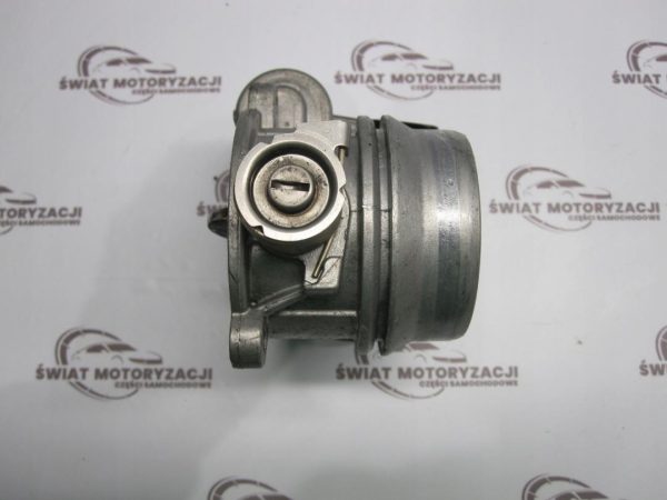 BMW 1 2.0 D 09r N47D20A przepustnica 7804373 - obrazek 4