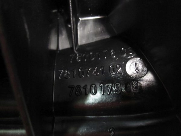 BMW 1 2.0 D 11r kolektor ssący 781017902 - obrazek 6