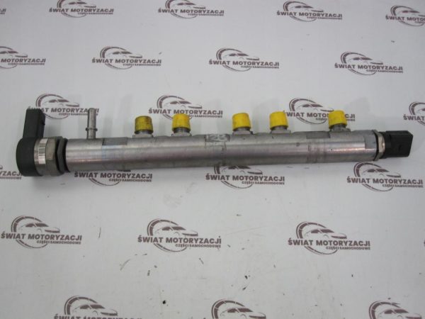 BMW 1 2.0 D 11r listwa wtryskowa 7809127 - obrazek 7