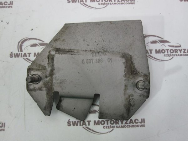 BMW 1 2.0D N47D20C 139 tys km mocowanie modułu świec żarowych 8507398