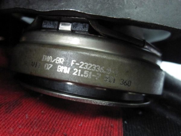 BMW 3 2.0 B 09r łapa sprzęgła - obrazek 3
