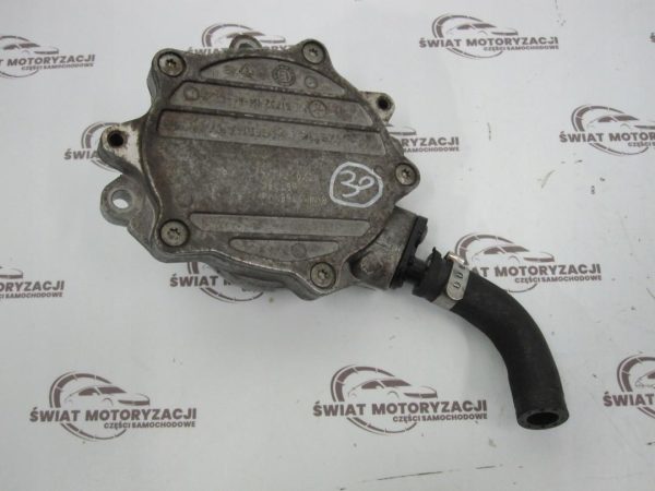 BMW 3 2.0 B 09r vacum pompa 7635656 - obrazek 2