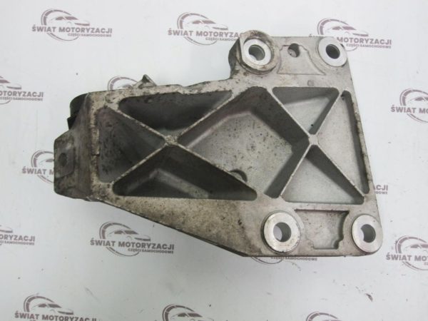 BMW 3 2.5 B 05r wspornik łapa silnika lewa 6760315