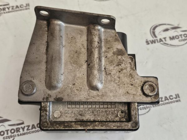 BMW 3 E90 E60 E87 E83 EURO 4 2.0 D N47D20A 08r przekaźnik świec żarowych