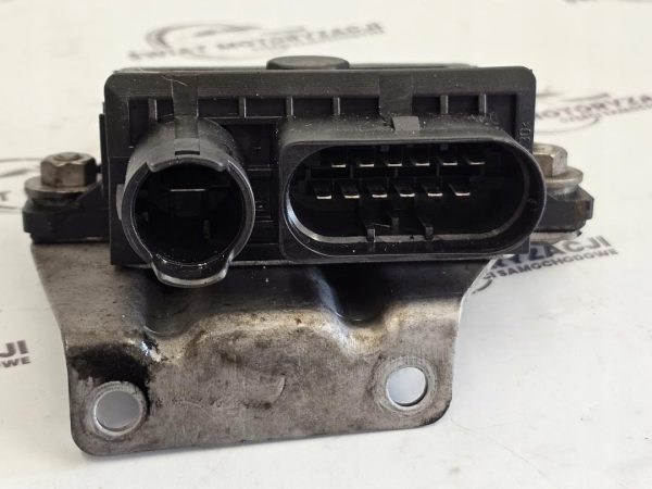BMW 3 E90 E60 E87 E83 EURO 4 2.0 D N47D20A 08r przekaźnik świec żarowych - obrazek 2
