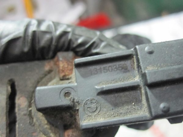 BMW E90 E60 2.5 B 07r zawór zmiennych faz rozrządu 13150350 - obrazek 3