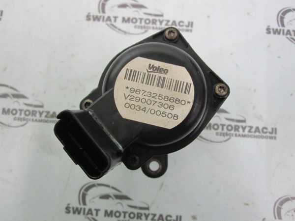 CITROEN C3 1.4 HDI BHZ 10FDAX 68KM 10r zawór EGR 9673258680 V29007306 - obrazek 3