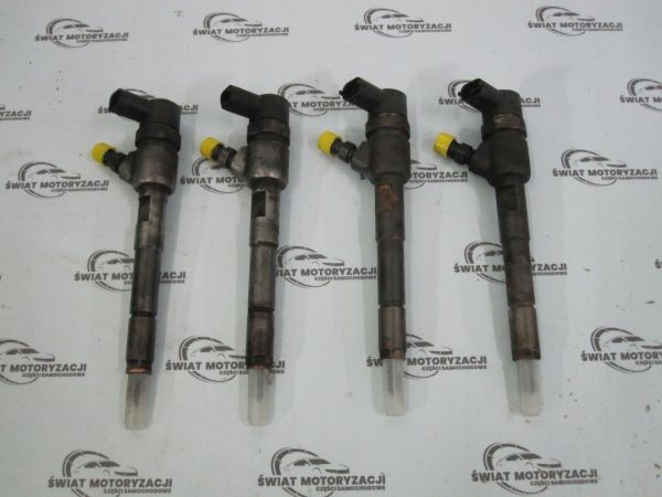 COMBO DOBLO 1.3 CDTI A13FD 263A2000 wtryskiwacz wtrysk 0986435204 95517513