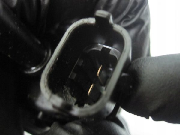 CORSA D 1.2 16V 10r zawór podciśnienia 55566846 - obrazek 2
