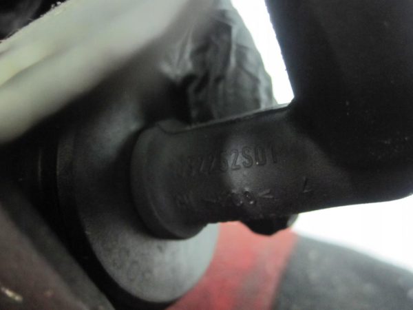 CORSA D 1.2 16V 10r zawór podciśnienia 55566846 - obrazek 4