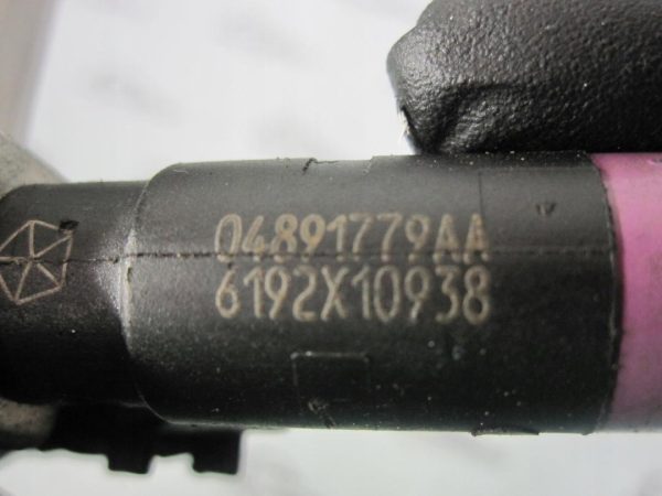 DODGE CALIBER 1.8 16V EBA listwa wtryskowa 04891779AA - obrazek 4