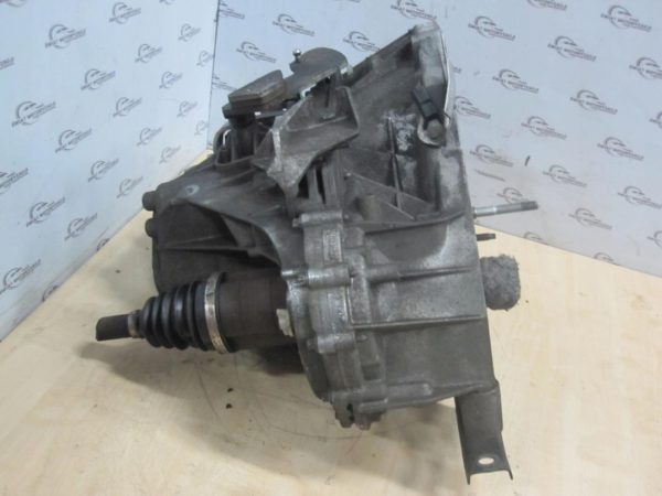 DUSTER 1.5 DCI K9K896 EU5 107KM Skrzynia biegów manualna TL4043 8200753949 - obrazek 3