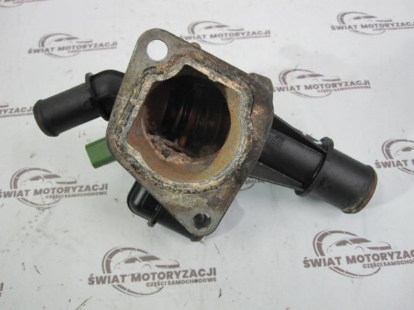 Fiat COMBO 1.3 CDTI 11r 75KM Z13DTJ obudowa termostatu 552240230 - obrazek 7