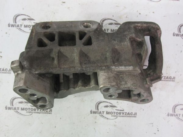 FOCUS MK3 1.6 TDCI T1DB 11r łapa silnika 3M51-6030-AF - obrazek 3