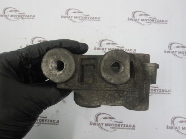 FORD KUGA 2.0 TDCI 09r łapa wspornik silnika 6M51-6030-BA - obrazek 2