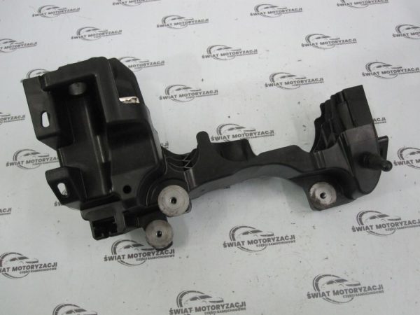 Ford Mondeo 2.0 TDCI QXBA 140KM 08r mocowanie kolektora 9682453180 - obrazek 3