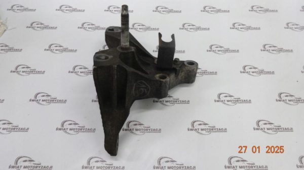 FORD TRANSIT 2.2 TDCI 07r. QWFA 130KM 3C11-7M125-AB ŁAPA MOCOWANIE SKRZYNI - obrazek 3