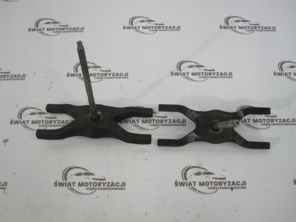 FORD TRANSIT 2.4 TDCI 08r stopka mocowanie wtrysku 6C1Q9L535AC