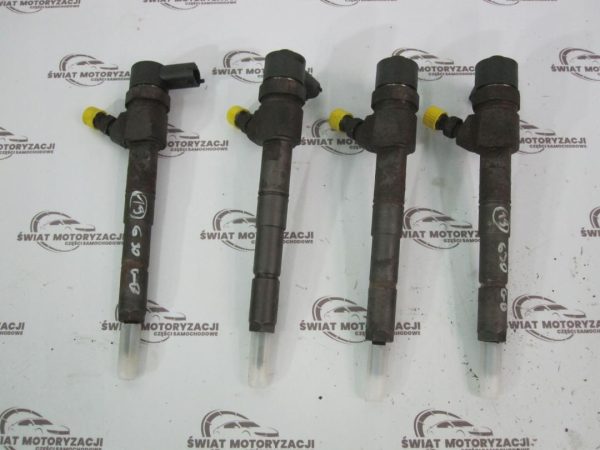 GIULIETTA 1.6 JTDM 940A3000 wtryskiwacz 0445110300