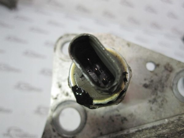 Insignia 2.0 CDTI 13r chłodniczka oleju 00055578737 6534234 - obrazek 3