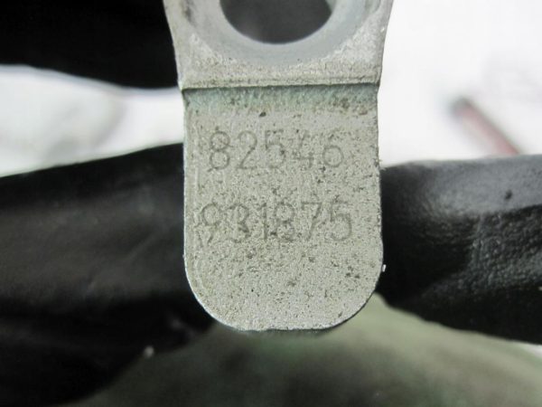Insignia 2.0 CDTI 140KM 14r. A20DTE mocowanie stopka wtrysku 931875 - obrazek 4