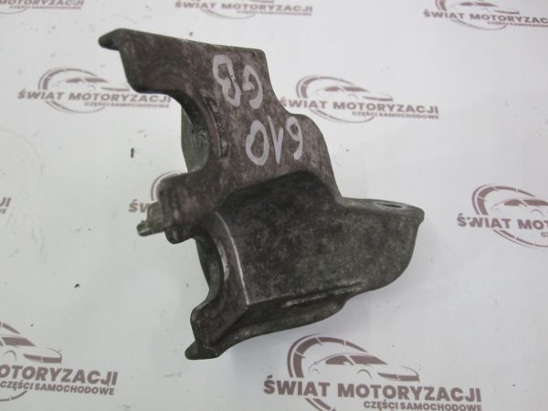 Insignia 2.0 CDTI 140KM 14r. A20DTE mocowanie uchwyt linek 55588983 - obrazek 2