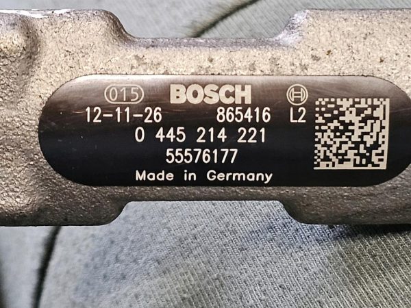 Insignia 2.0 CDTI A20DTE 140KM listwa wtryskowa czujnik 0445214221 55576177 - obrazek 4