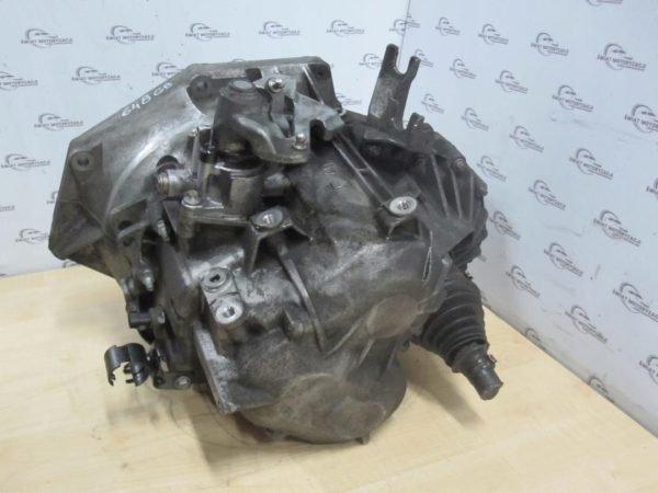 Insignia 2.0 CDTI A20DTH 4X4 160KM 11r Skrzynia biegów F40 55561696 0822680 - obrazek 3