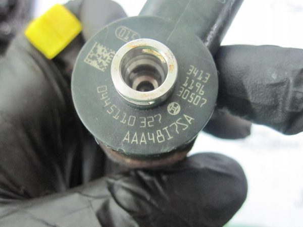 Insignia A 2.0 CDTI 160KM A20DTH 13r wtryskiwacz 0445110327 - obrazek 2