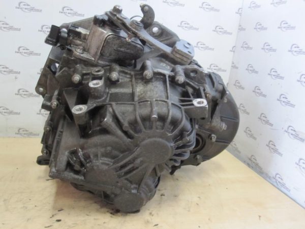 INSIGNIA ASTRA MOKKA 1.6 CDTI LVL B16DTH 136KM skrzynia biegów 55575539 - obrazek 2