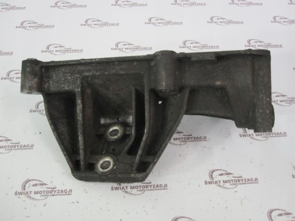 IVECO 2.3 HPI F1AE0481B 116KM 06r łapa wspornik silnika lewa 500376599 - obrazek 2